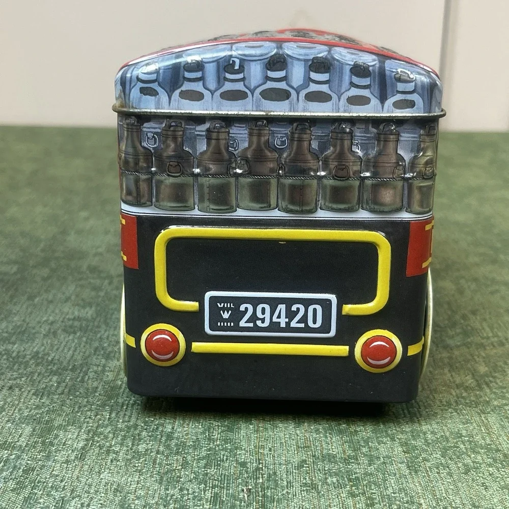 Hershey's Chocolate Company Milk Truck Collector Tin Canister‎ #1 from 2000